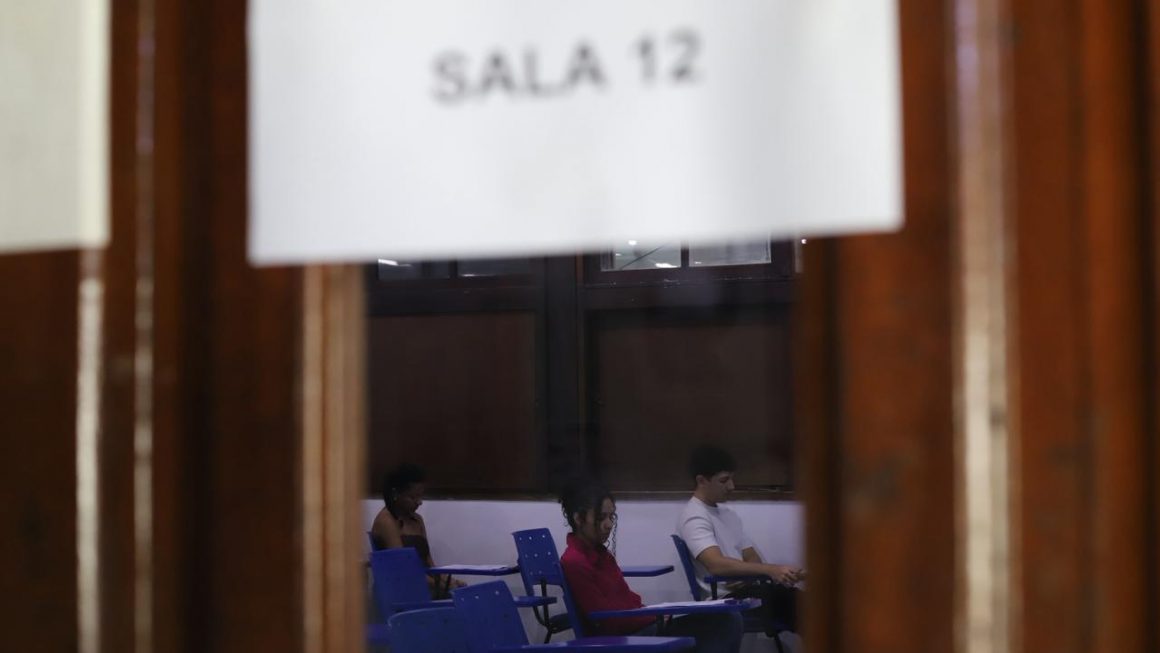 Residência jurídica em Maués oferece bolsa de R$ 2,5 mil